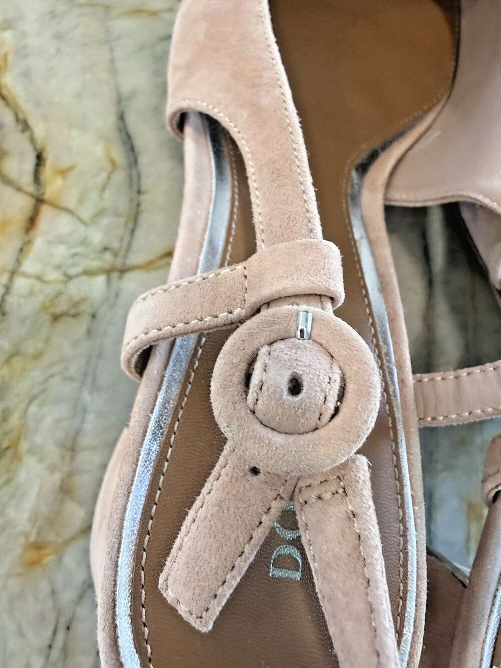 Donald Pliner Rosette Suede Slingback Heel Memory Foam Leather Insole Size 9.5 M - Picture 7 of 13